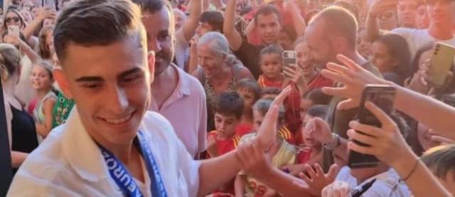 【夜读】超级凡尔赛