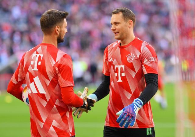 开云-诺伊尔时隔323天后精彩复出，被3红8球和凯恩抢戏