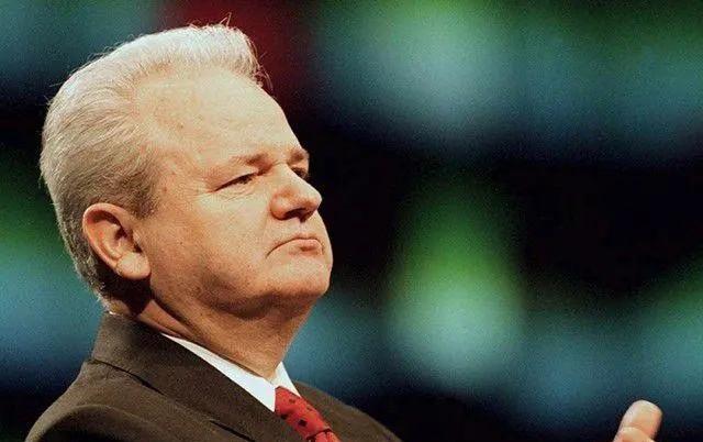 开云APP-1999年那笔血债，十年后终于有人去收了？美国特工横死街头，FBI连夜封锁现场