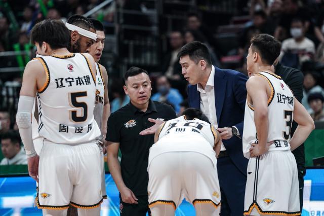谁能搭上CBA季后赛末班车？人情世故或再现江湖