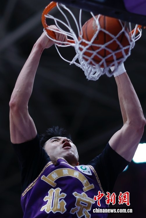 CBA常规赛：北京控股队负于浙江方兴渡队|浙江队|体育馆|男子篮球|职业联赛|北控男篮_新浪体育_新浪新闻