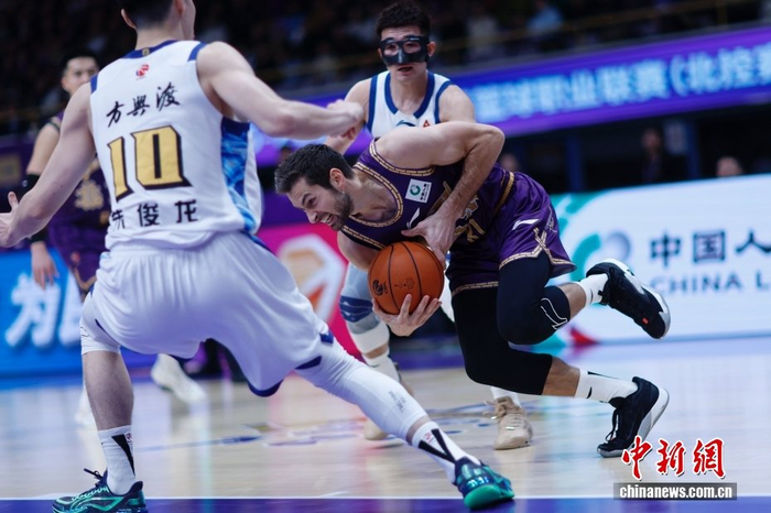 CBA常规赛：北京控股队负于浙江方兴渡队|浙江队|体育馆|男子篮球|职业联赛|北控男篮_新浪体育_新浪新闻