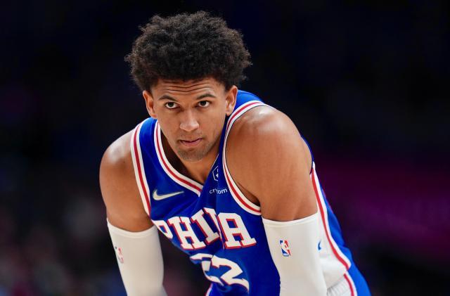 开云体育-交锋猛龙76人形势不乐观 塞布尔缺席客场已成定局