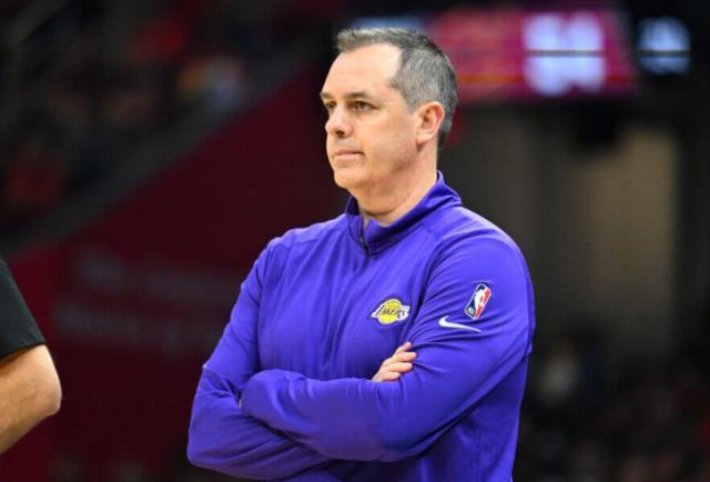 开云-季前赛全败沃格尔已察觉问题 湖人出局他彻底摊牌