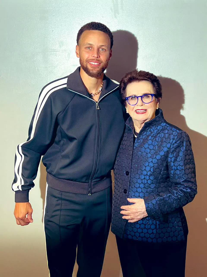 开云APP-盘点网球史上二十大瞬间（上）：性别之战影响深远！|大满贯|全英俱乐部|纳达尔|温网|球员_新浪体育_新浪新闻