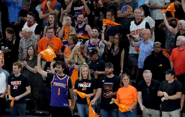 开云-1230场赛程从无到有 揭秘NBA周密的赛程制定系统