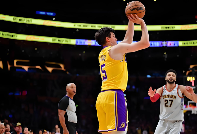 开云-官宣错判！湖人受益！绝杀背后，掘金冤了?