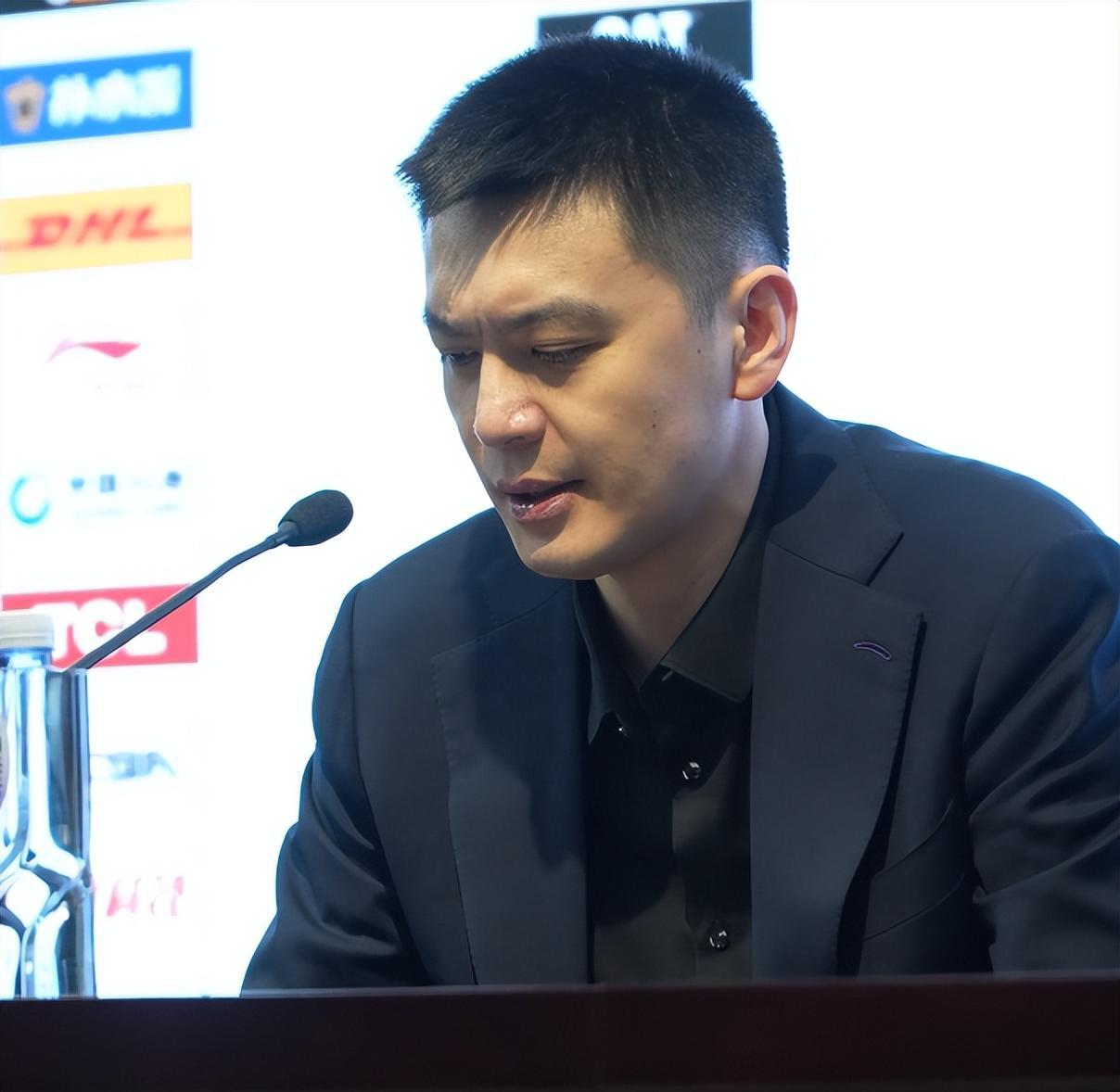 开云-末节4分苦吞4连败！曝杨鸣已经下课，辽宁球迷评论区炸锅，太讽刺