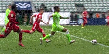 开云下载-【德甲】穆夏拉双响破纪录 拜仁3比2客胜沃尔夫斯堡