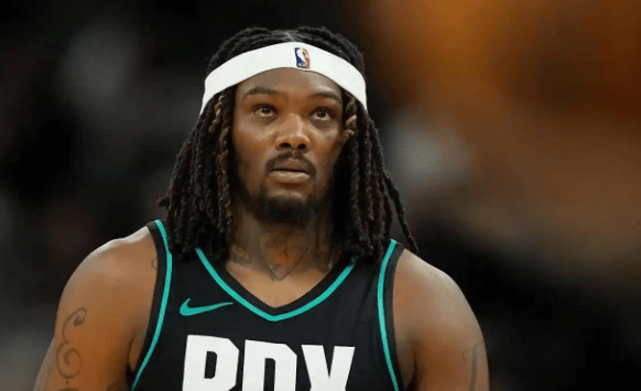 开云官网-快船104-114负开拓者五连胜终结伦纳德沉默离场，加兰成防守软肋