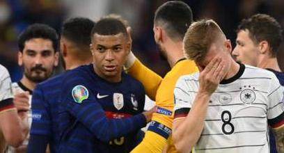 开云官网-"不高兴"被耍三次 爆发不成的姆巴佩切忌心态爆炸